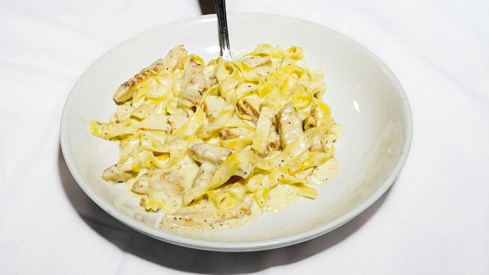 Fettuccine Alfredo